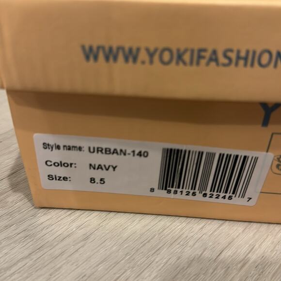 YOKI NWT Urban-140 Flats Strappy Navy Shoes in a velvet fabric. - Picture 6 of 7